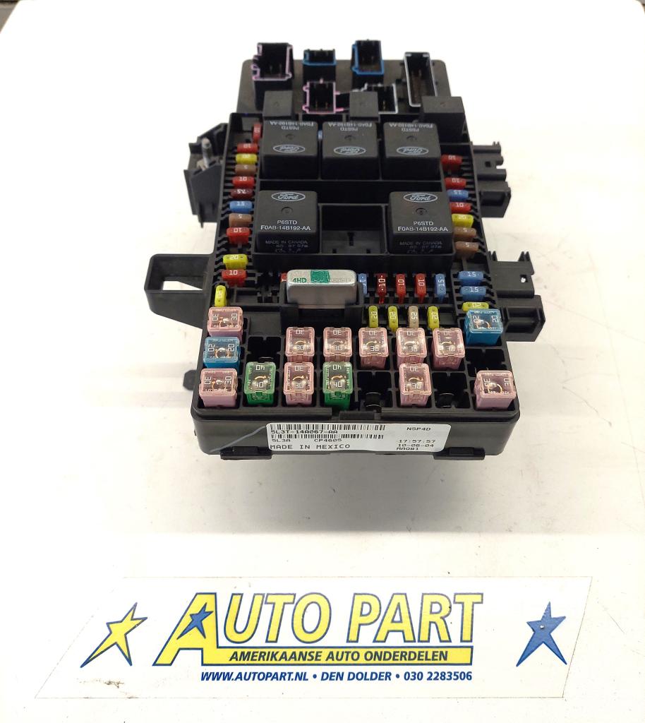 Ford F150 zekeringkast 2005, Auto-onderdelen, Gebruikt, Ford motor company, Ford USA, P.O. Box 6248, Dearborn, MI 48126