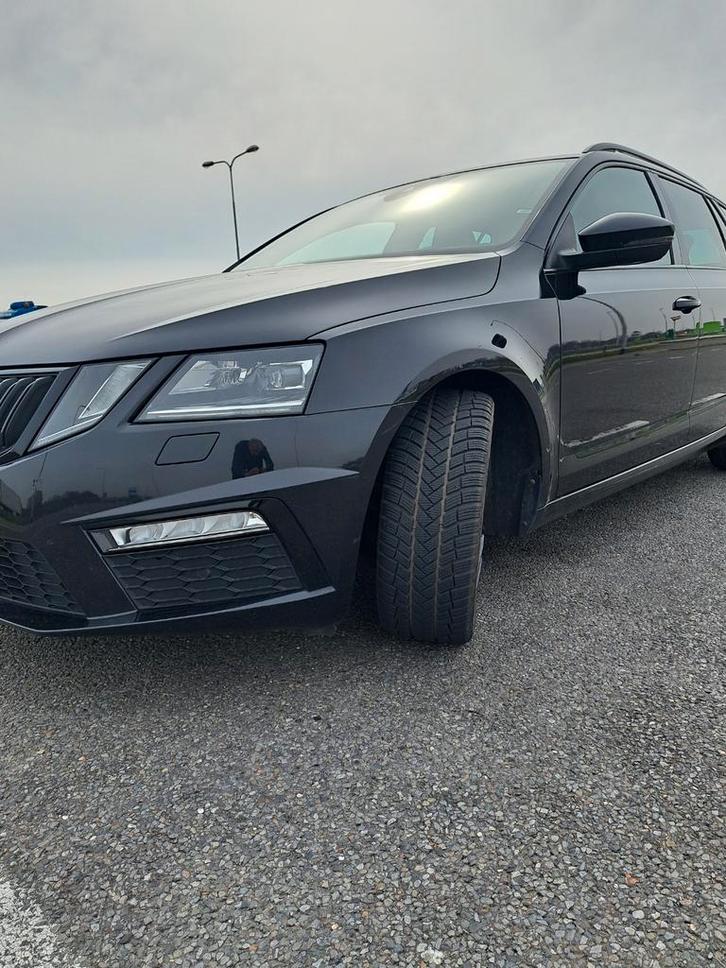 Skoda Octavia RS 2.0 TSI 230 PK Combi DSG 2018 Zwart, Auto's, Skoda, Particulier, Octavia, ABS, Achteruitrijcamera, Adaptieve lichten