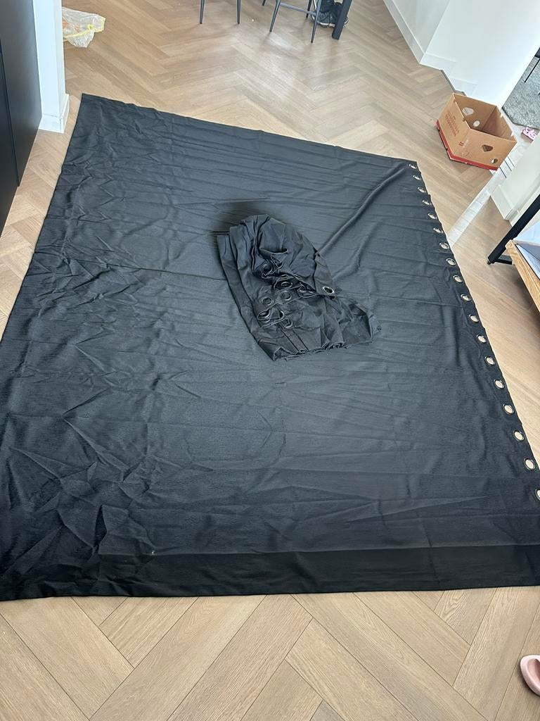 Donker grijs gordijn, Huis en Inrichting, Slaapkamer | Waterbedden, Ophalen of Verzenden, Zo goed als nieuw, Tweepersoons