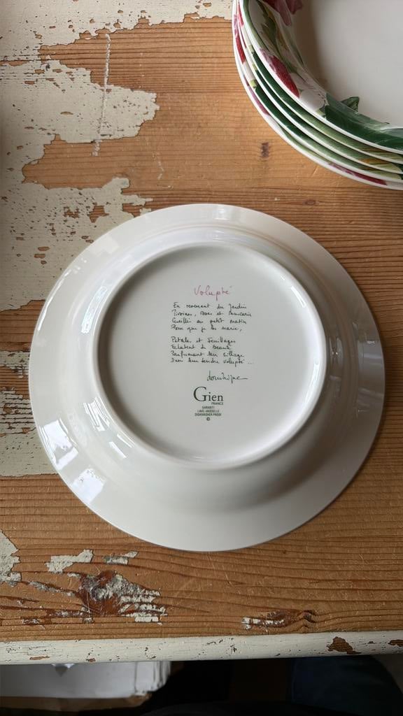 Gien VOLUPTÉ diepe borden, Ophalen of Verzenden, Zo goed als nieuw, Bord(en), Overige stijlen