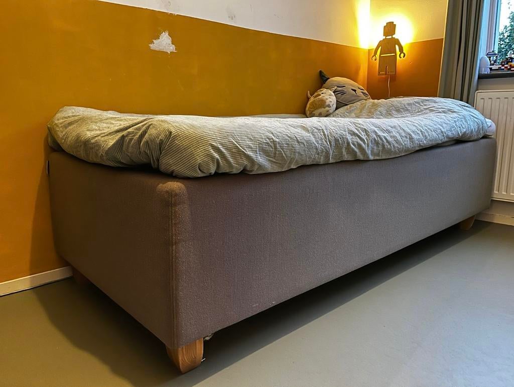 Swiss Sense eenpersoonsbed, Ophalen, Zo goed als nieuw, Rechthoekig