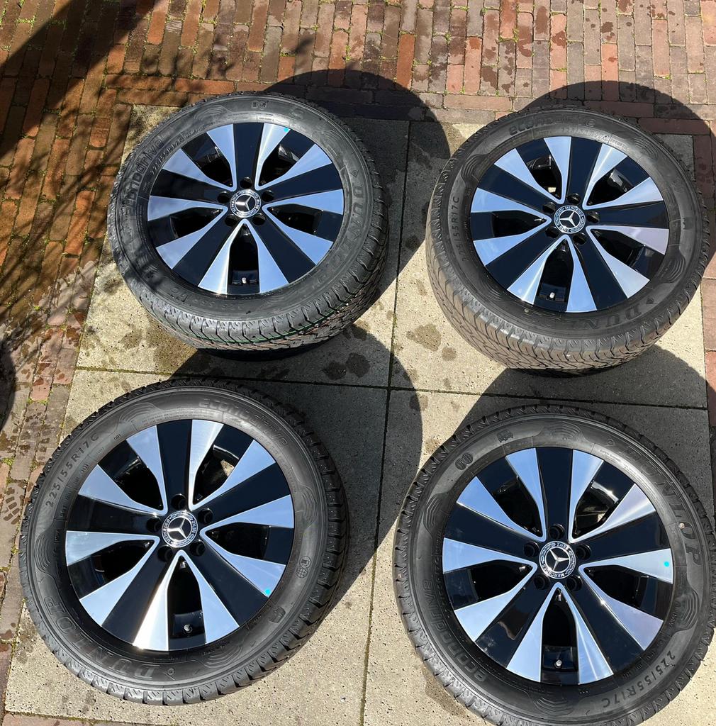 Mercedes Vito V klasse W447 17 inch Dunlop zomer 2024 + TPMS, Auto-onderdelen, Banden en Velgen, Ophalen, Bestelwagen, Banden en Velgen