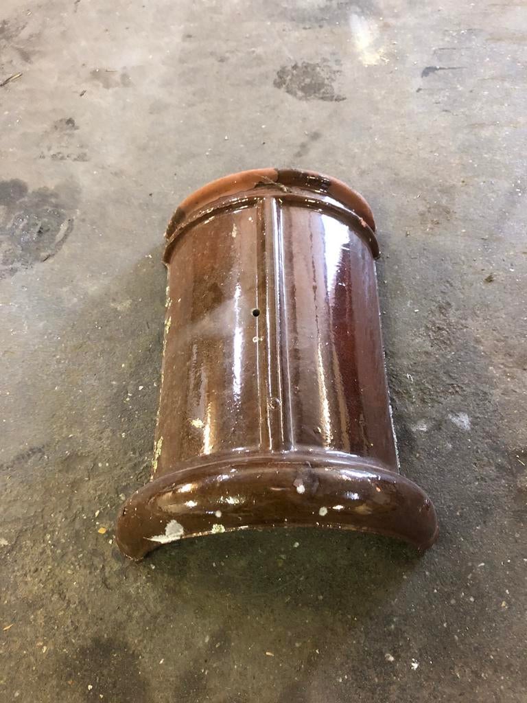 Halfronde vorsten bruin verglaasd, Doe-het-zelf en Verbouw, Dakpannen en Dakbedekking, Ophalen, Zo goed als nieuw, Dakpannen, Overige kleuren