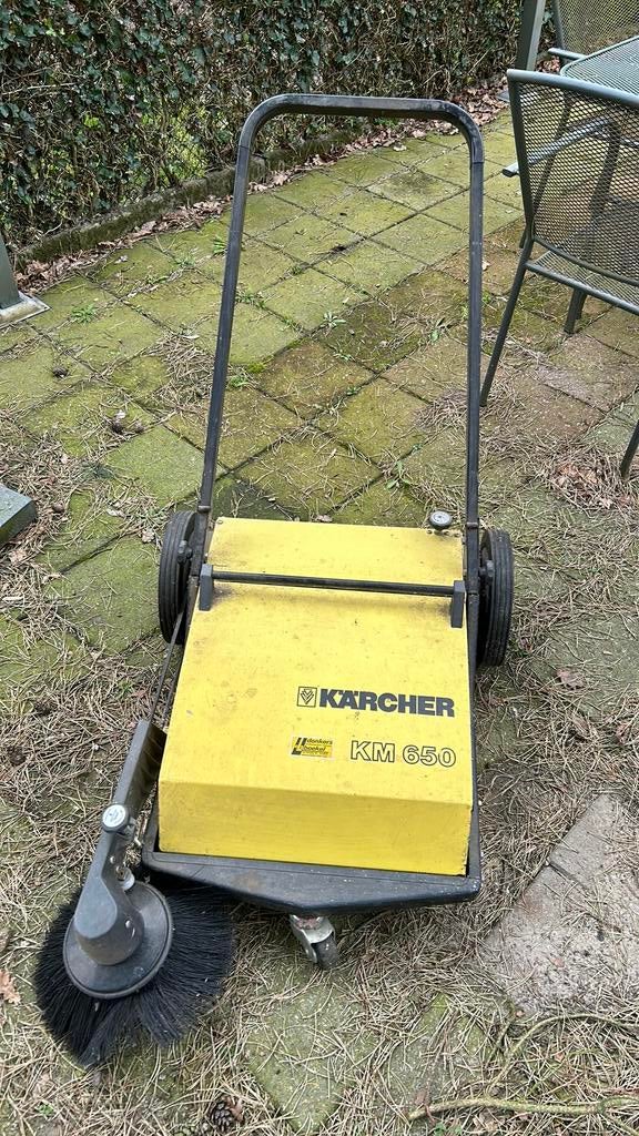 Karcher KM650 veegmachine, Tuin en Terras, Veegmachines, Ophalen, Gebruikt