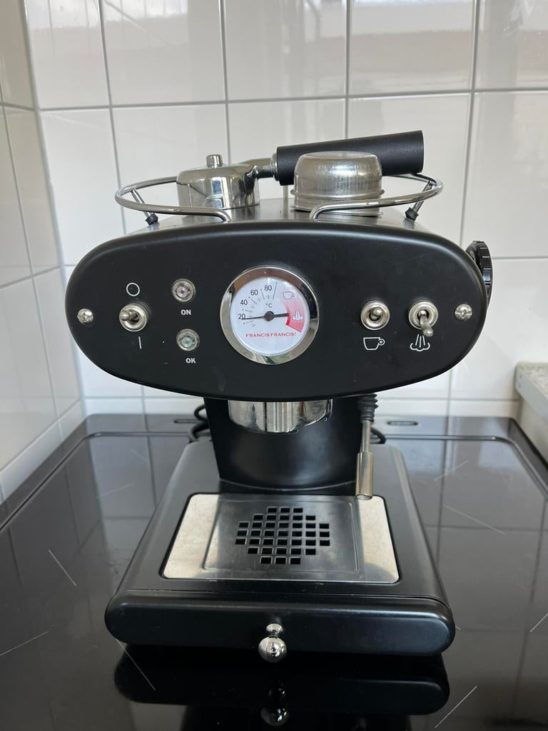 Illy Francis Francis Espressomachine, Witgoed en Apparatuur, Espresso apparaat, Gemalen koffie, Zo goed als nieuw, Ophalen