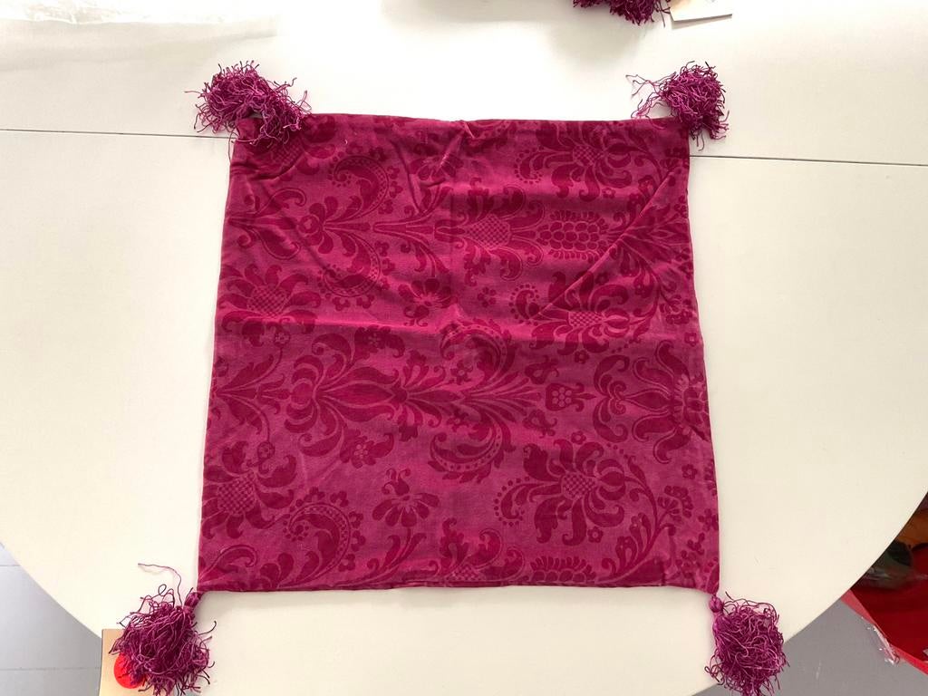 Kussenhoes van colorique in donkerroze  velours, Ophalen of Verzenden, Nieuw, Vierkant