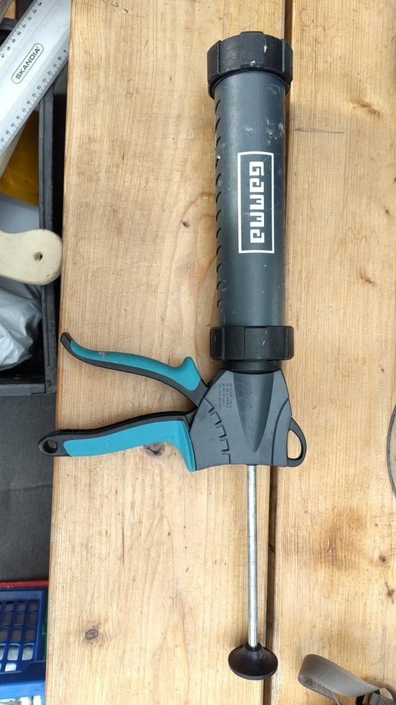 Kitpistool Gamma - Gebruikt maar functioneel, Doe-het-zelf en Verbouw, Gereedschap | Handgereedschap, Gebruikt, Ophalen
