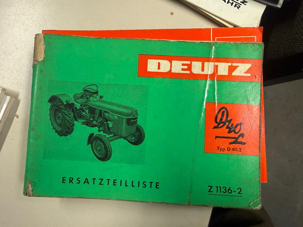 Onderdelen lijst deutz d40.2, Ophalen of Verzenden, Zo goed als nieuw