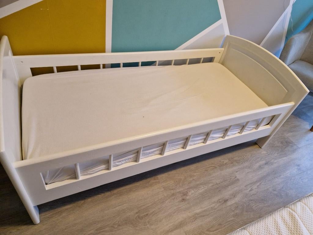 Peuterbed inclusief toebehoren, Gebruikt, 70 tot 85 cm, 140 tot 160 cm, Ophalen