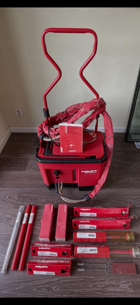 Hilti diamantboren + Water recycling unit DD-REC1, Ophalen, Gebruikt, Boormachine