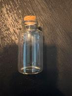Mini glazen flesje met kurk - 5cm hoog, 2,5cm breed, Ophalen of Verzenden, Nieuw, Overige typen
