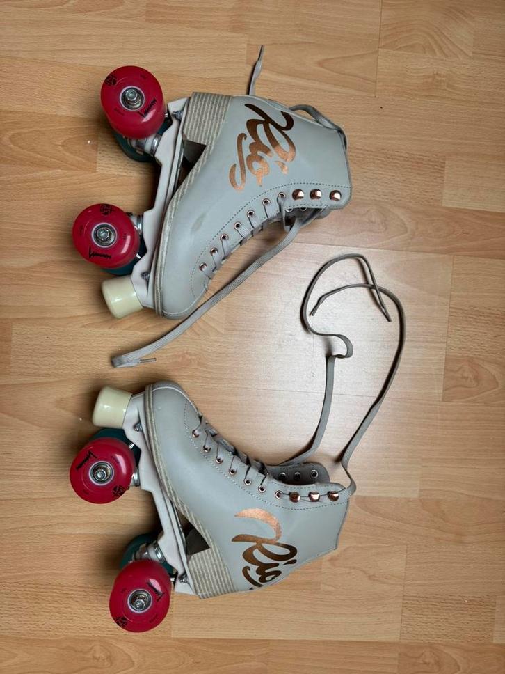 Rio rolschaatsen + lichtgevende en orginele wielen, Sport en Fitness, Skeelers, Zo goed als nieuw, Overige typen, Ophalen of Verzenden