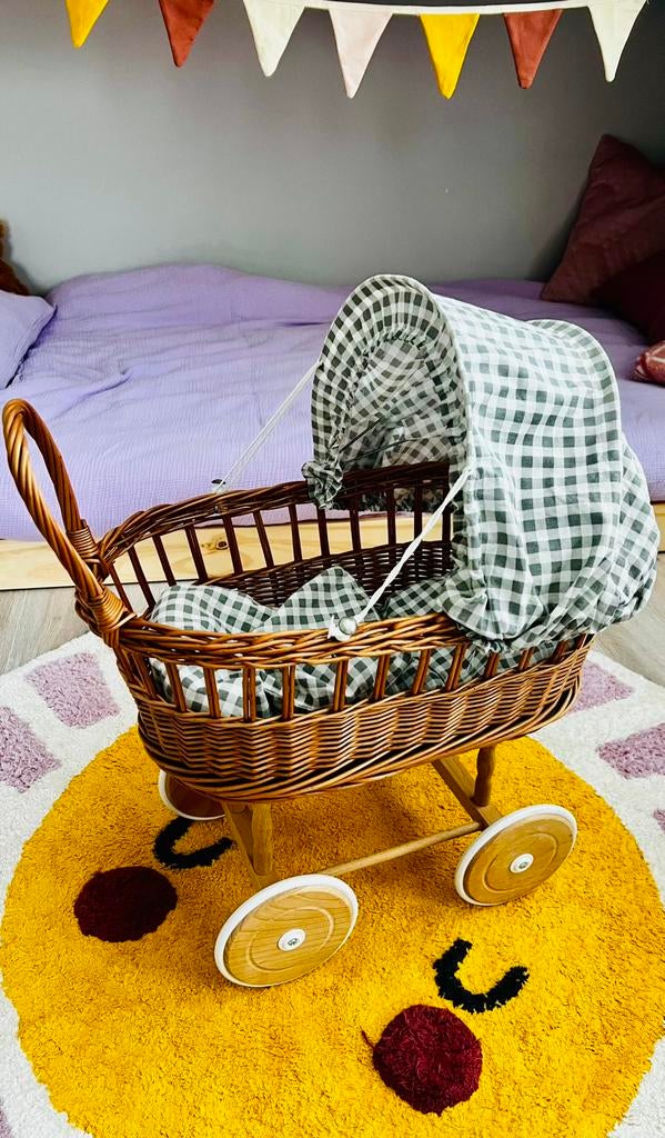 Rotan Poppenwagen, Ophalen, Zo goed als nieuw, Babypop