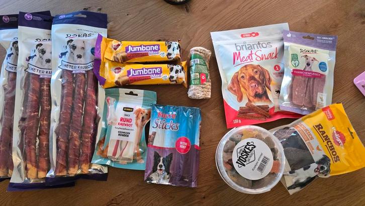 Pakket hondensnacks en kauwbotten / rollen nieuw, Dieren en Toebehoren, Dierenvoeding, Hond, Ophalen of Verzenden