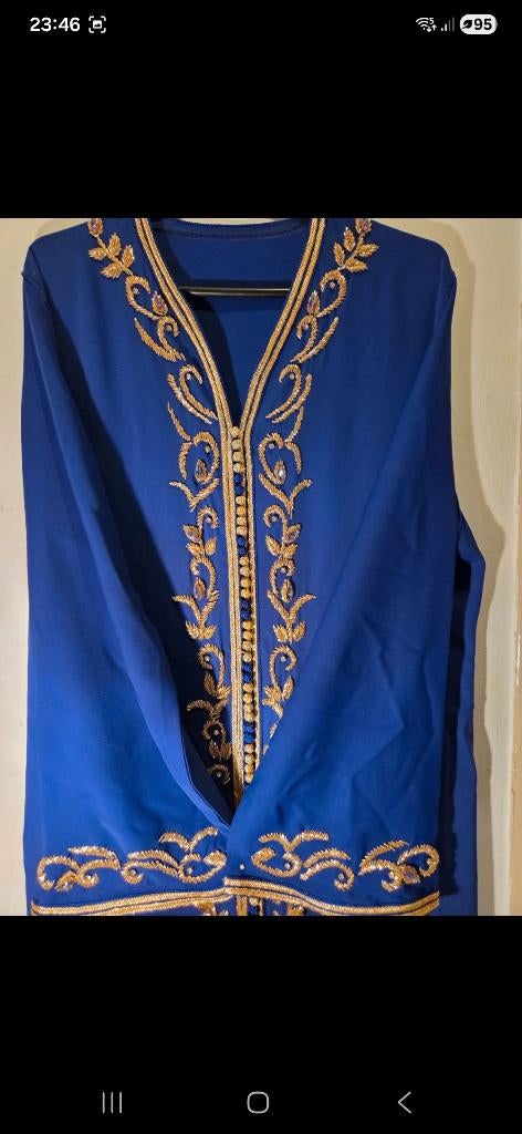 Blauwe kaftan / djellaba met gouden borduursels, Blauw, Maat 42/44 (L), Ophalen of Verzenden, Onder de knie