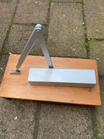 Buva Deurdranger - Zilverkleurig, Doe-het-zelf en Verbouw, Hang- en Sluitwerk, Ophalen of Verzenden, Gebruikt, Overige materialen