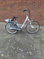 Elektrische fiets Stella

In heel goede staat 28 inch 56 cm, Ophalen of Verzenden, Zo goed als nieuw, Overige merken