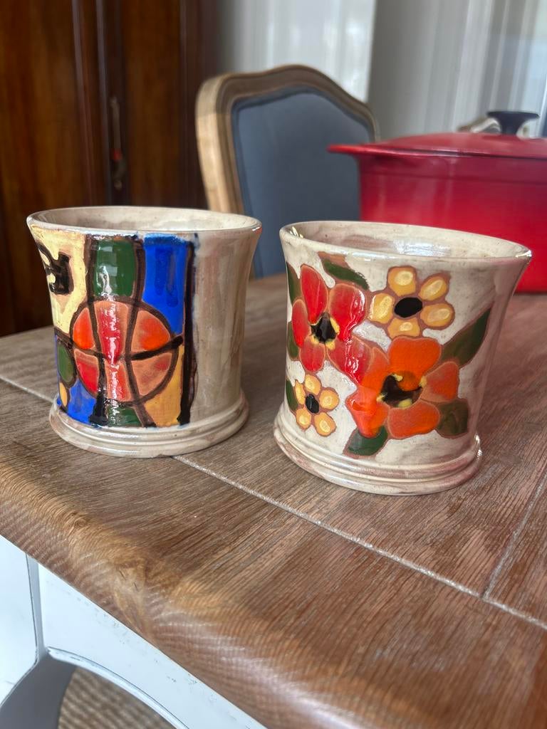 Twee handgemaakte mokken uit Vallauris Mazema, Ophalen of Verzenden