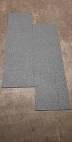 Grijze hoog polige tapijttegel voor €1,75 per stuk nieuw, Ophalen of Verzenden, Nieuw, Grijs, Tapijttegels