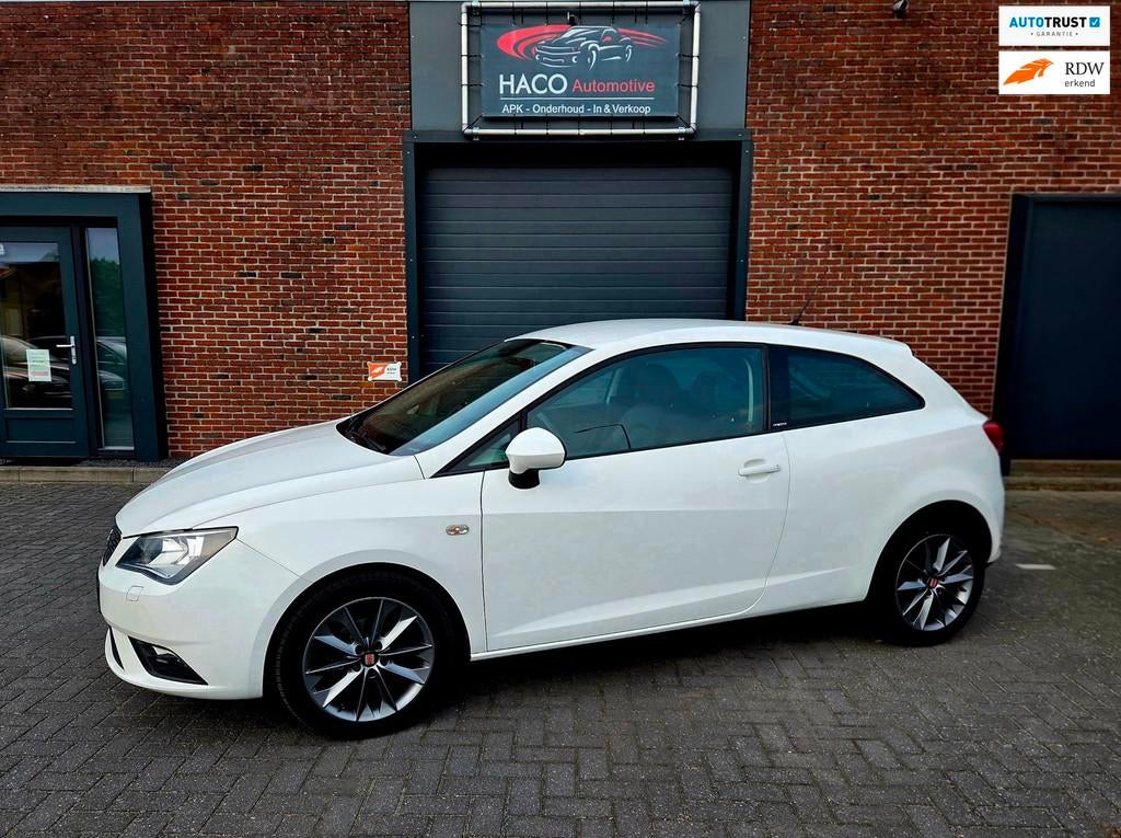 SEAT IBIZA 1.2 TSI I-Tech CLIMA|CRUISE|NAV|STOELVERW|LEER, Auto's, Seat, Voorwielaandrijving, Euro 5, Gebruikt, Zwart