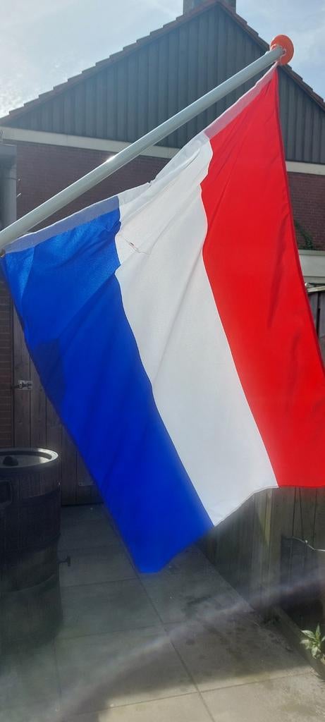 De Nederlandse vlag!, Diversen, Ophalen