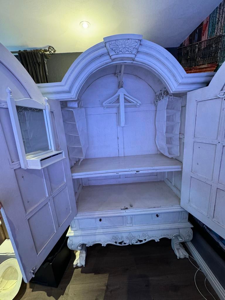 Oude barok kast, Antiek en Kunst, Antiek | Meubels | Kasten, Ophalen