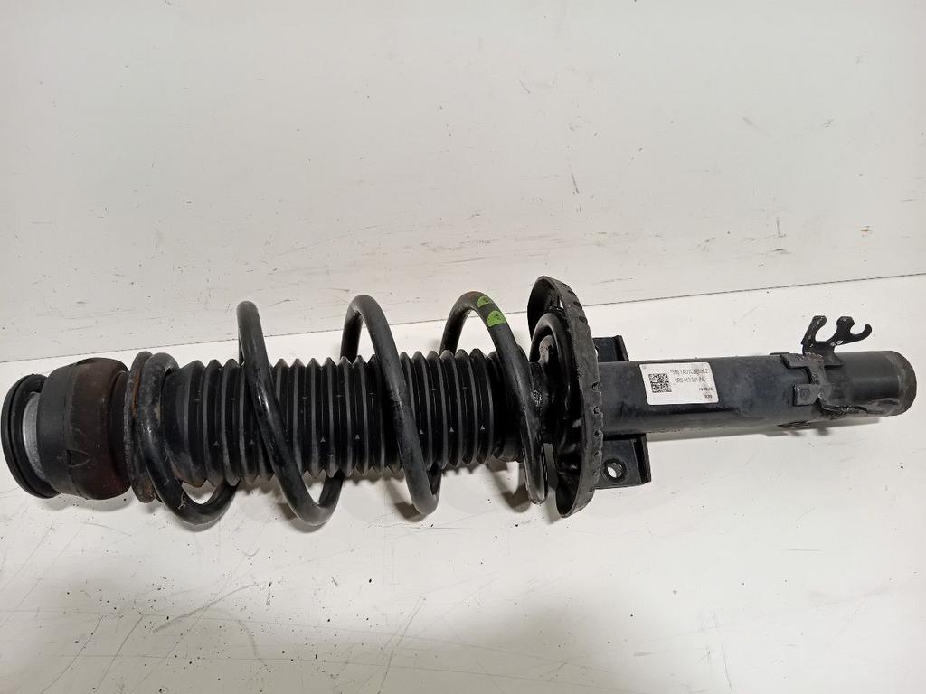 Veerpoot links voor Audi A1, Onderdelen@venauto.nl, Van der Ven Autorecycling B.V., Gebruikt, Ettenseweg 76, 4706 PB Roosendaal, The Netherlands