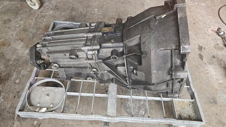 Versnellingsbak hand 6 bak diesel BMW 1 serie E81 E82 E87 E8, Auto-onderdelen, Transmissie en Toebehoren, Gebruikt, Herkomst onderdeel bekend