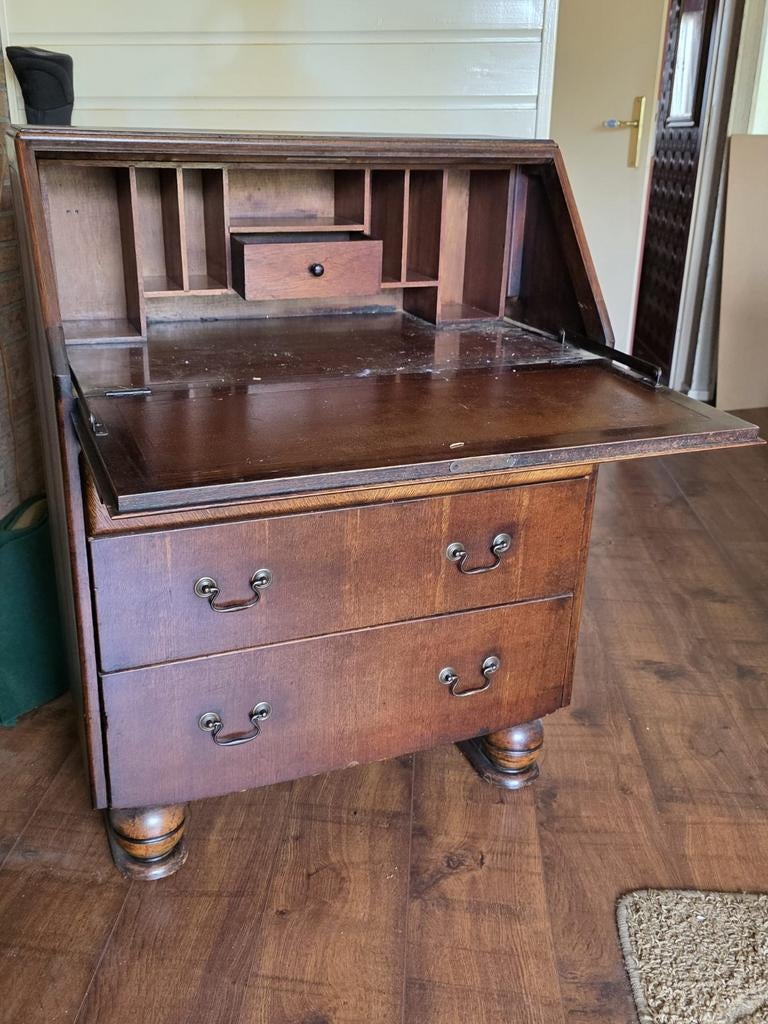 Secretaire, Ophalen