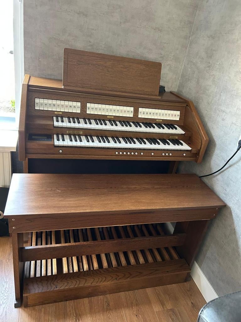 Te koop: Content 4327., Ophalen, Gebruikt, 2 klavieren, Orgel