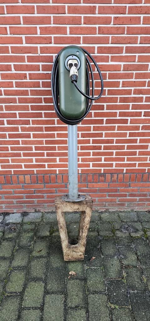 Laadpaal op paal Newmotion groen, Auto diversen, Laadpalen, Ophalen, Gebruikt, Laadpaal en Laadkabel