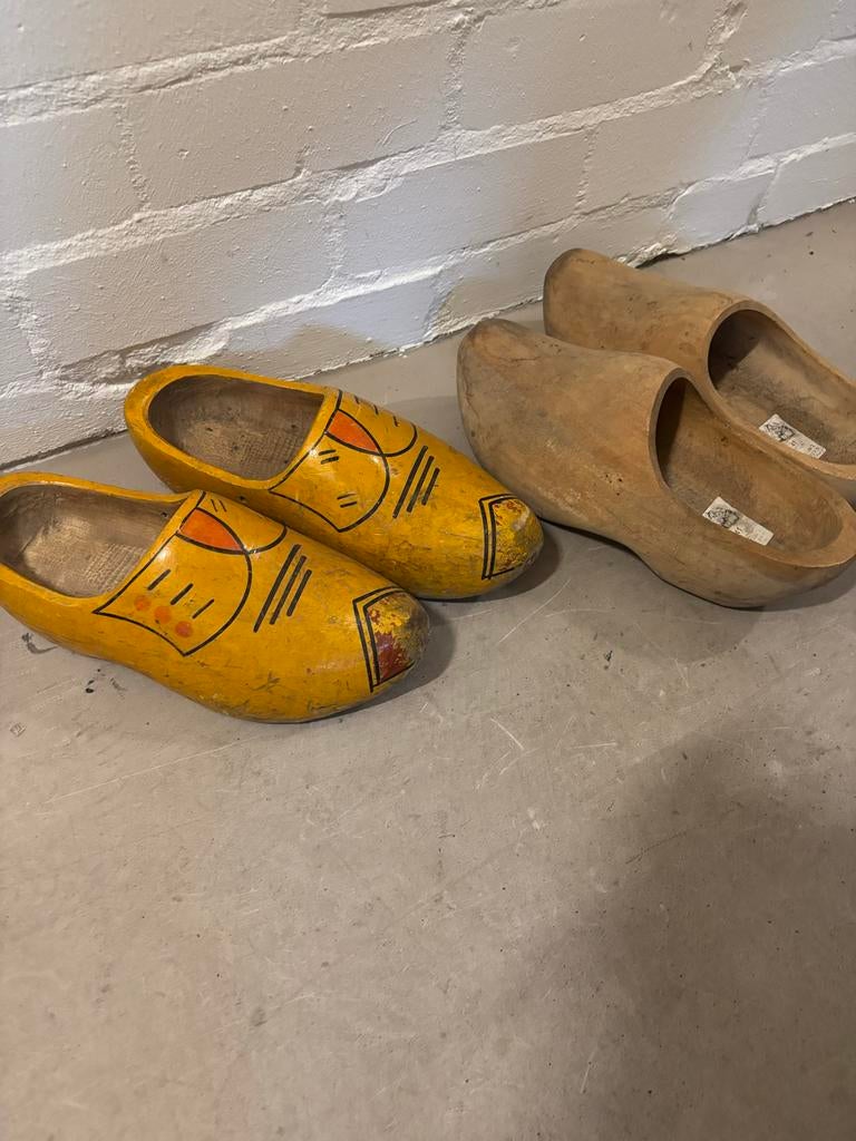 2 paar houten klompen maat 41 - Geel en naturel, Ophalen of Verzenden