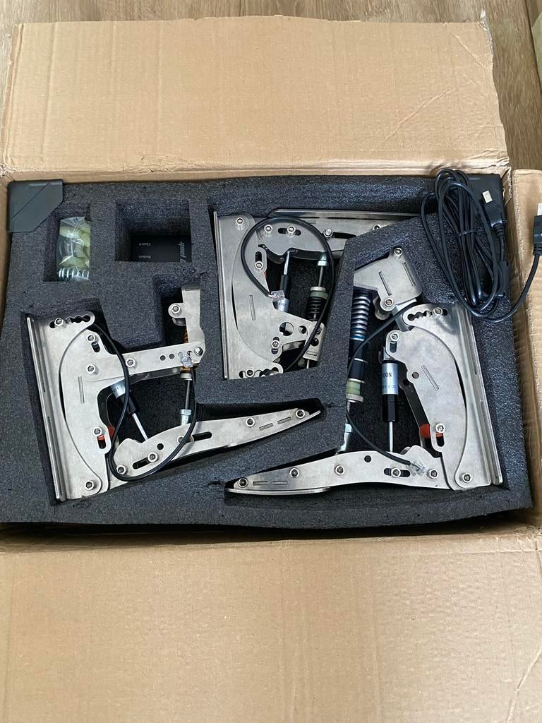 Simjack Pro simracing pedalen, Ophalen, Gebruikt, 1 speler, Racen en Vliegen