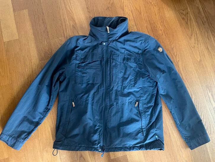 FJÄLLRAVEN - HEREN OUTDOOR - ZOMERJACK - DONKERBLAUW, Kleding | Heren, Jassen | Zomer, Zo goed als nieuw, Blauw, Ophalen of Verzenden