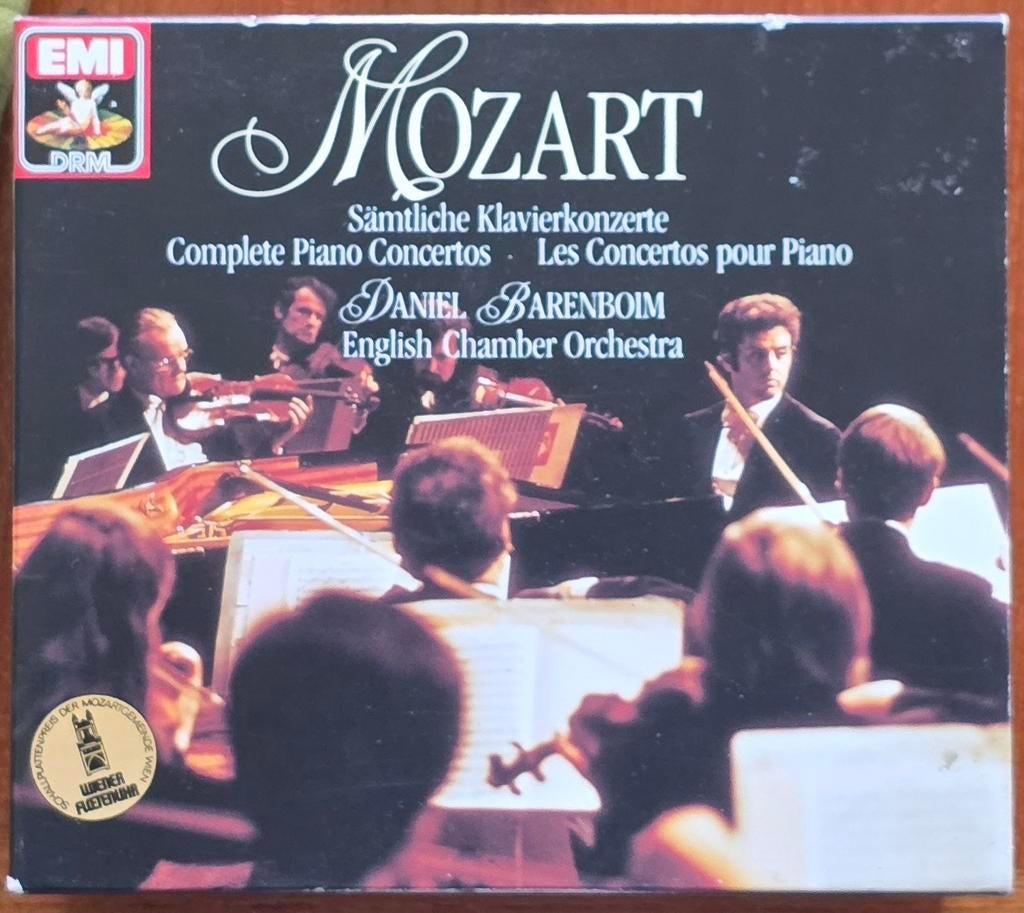 Mozart: Complete Piano Concertos - Daniel Barenboim, Cd's en Dvd's, Cd's | Klassiek, Boxset, Ophalen of Verzenden, Zo goed als nieuw