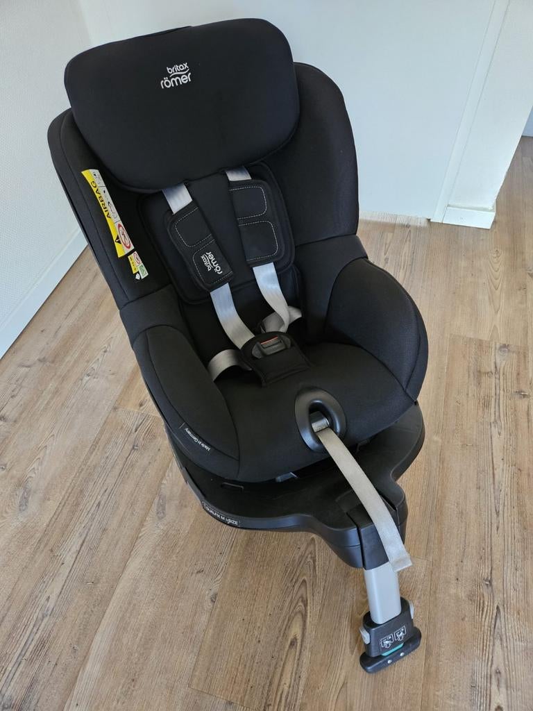 Britax Dualfix M i-Size autostoel - Zwart - Prima staat, Kinderen en Baby's, Autostoeltjes, Ophalen, Romer, Verstelbare rugleuning