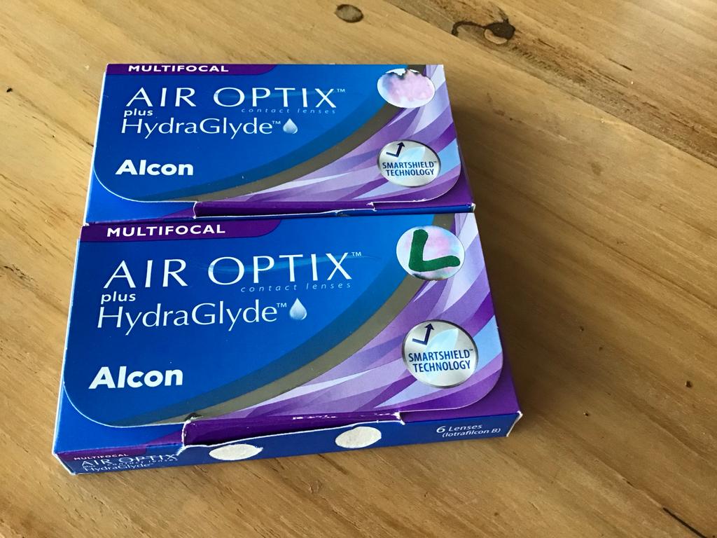 Gratis 3x  multifocale maandlenzen links +4,25 rechts +3,75, Ophalen, Nieuw, Overige kleuren, Overige merken