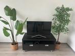 Tv meubel met wieltjes! Bezorging mogelijk!, 100 tot 150 cm, Ophalen of Verzenden, Zo goed als nieuw, Minder dan 100 cm