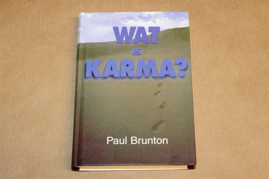Wat is Karma — Uitleg en Aforismen — Paul Brunton, Boeken, Ophalen of Verzenden, Gelezen, Overige onderwerpen, Achtergrond en Informatie