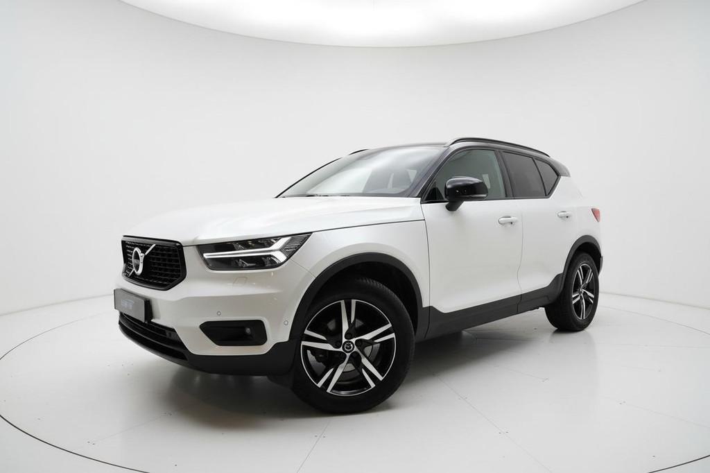 Volvo XC40 1.5 T3 R Design LEER NAVI CAMERA LINE ASSIST, Voorwielaandrijving, Gebruikt, 156 pk, Wit