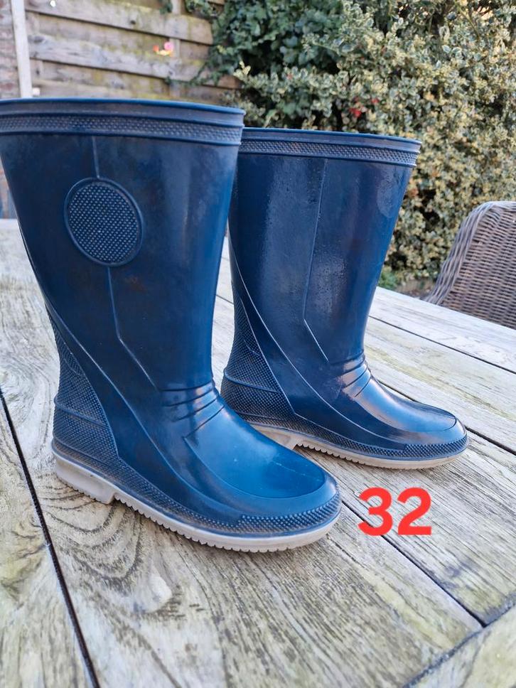 Regenlaarzen maat 32 blauw, Kinderen en Baby's, Kinderkleding | Schoenen en Sokken, Zo goed als nieuw, Laarzen, Jongen, Ophalen of Verzenden