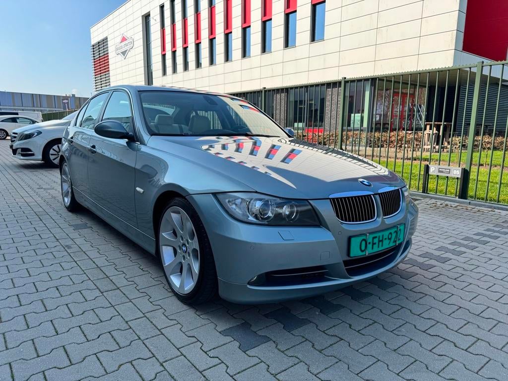 BMW 3-serie 330i automaat zeer nette originele E90, Auto's, BMW, Automaat, Metallic lak, Gebruikt, Origineel Nederlands