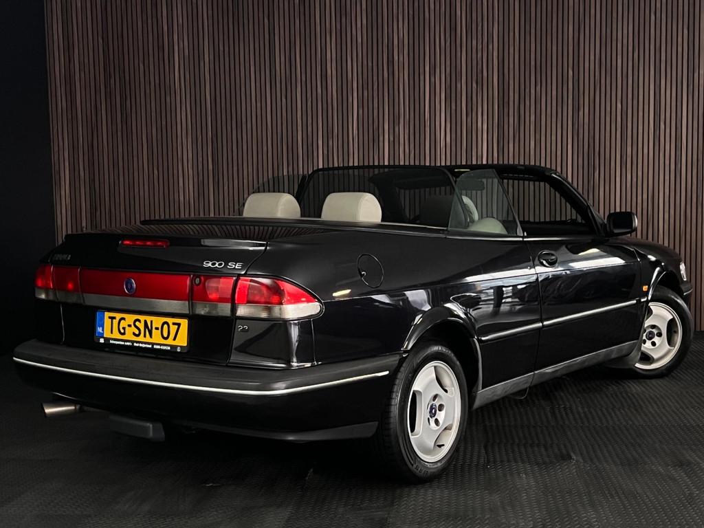 Saab 900 Cabrio 2.3 S - AIRCO - ELEKTRISCHE RAMEN & SPIEGELS, Auto's, Saab, Gebruikt, 4 cilinders, 4 stoelen, Zwart