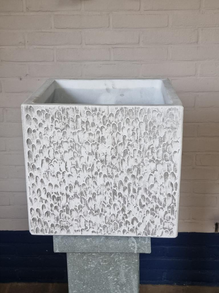 Vierkante Plantenbak  16 ltr.              Vorstbestendig, Tuin en Terras, Ophalen, Steen, Minder dan 60 cm, Vierkant