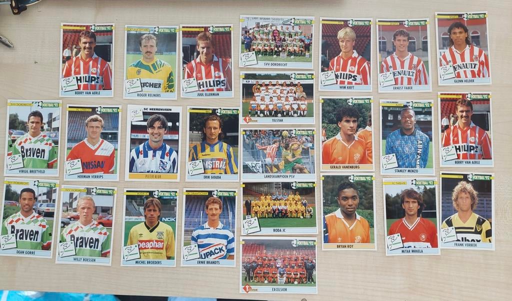 25 voetbalplaatjes. Vanenburg, Menzo, Kieft enz, Ophalen of Verzenden, Plaatje