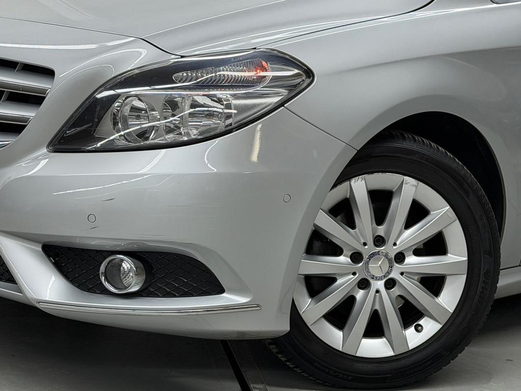 Mercedes-Benz B-klasse 180 AUTOMAAT Lage KM Dealeronderhoude, Euro 5, Gebruikt, Zwart, 4 cilinders