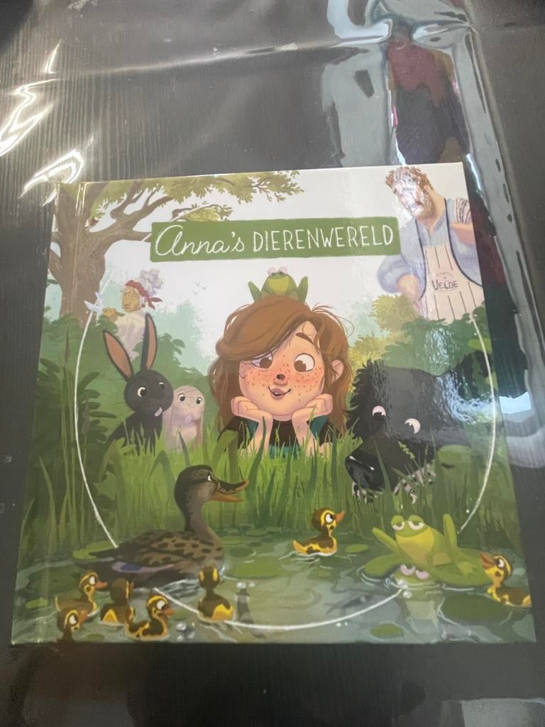 Anna’s dierenweereld, Ophalen of Verzenden, Zo goed als nieuw