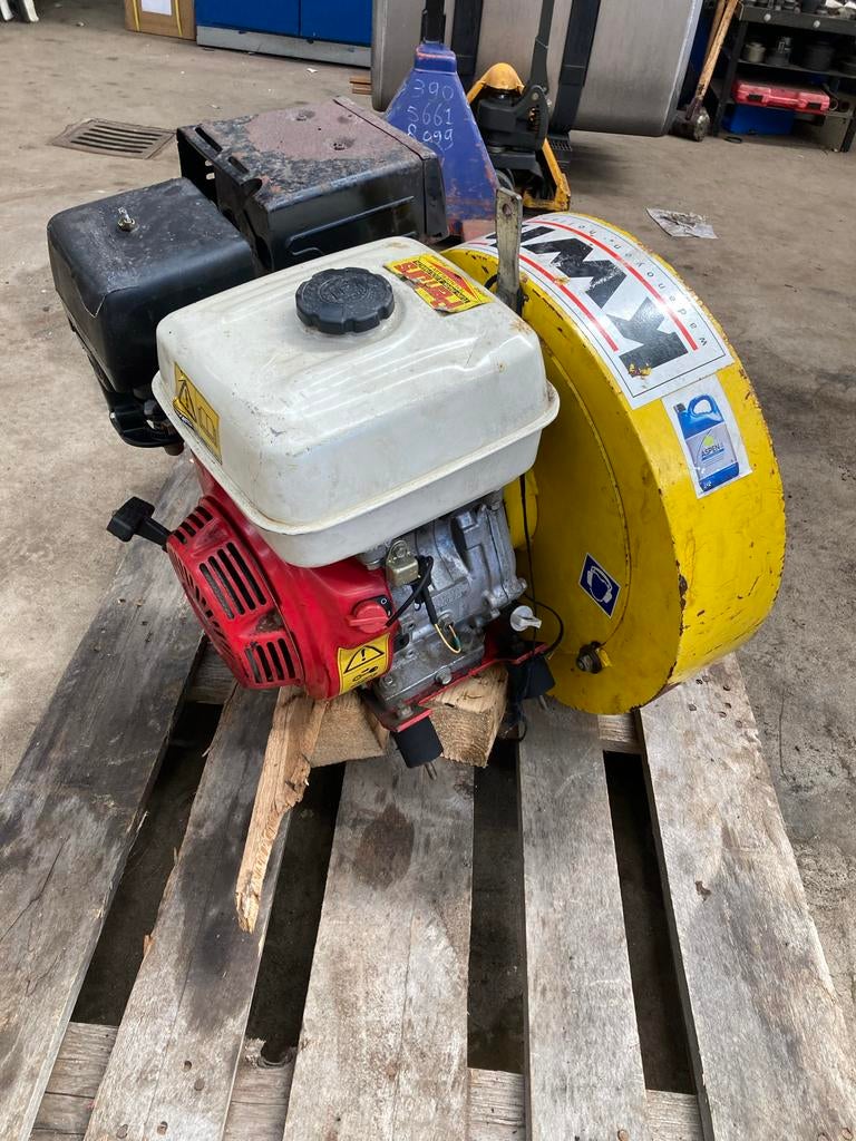 KWH Whirlwind Bladblazer 760 met Honda GX270 motor (defect), Tuin en Terras, Bladblazers, Gebruikt, Ruggedragen, Benzine, Ophalen