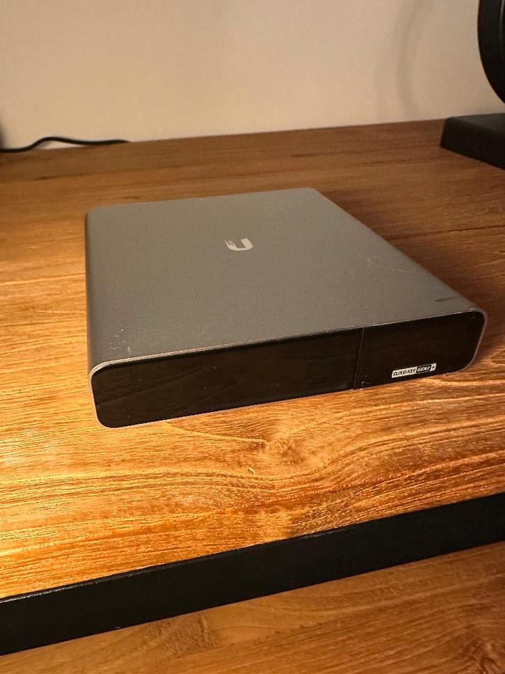 Unifi Cloud Key Gen2 Plus (5 TB HDD), Computers en Software, Netwerk switches, Gebruikt, Ophalen of Verzenden