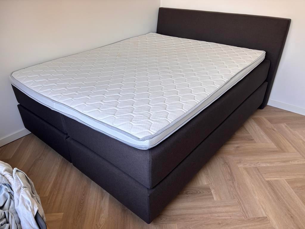 Swiss Sense boxspring 160x200cm, Huis en Inrichting, Slaapkamer | Boxsprings, Ophalen, Zo goed als nieuw, Tweepersoons, 160 cm